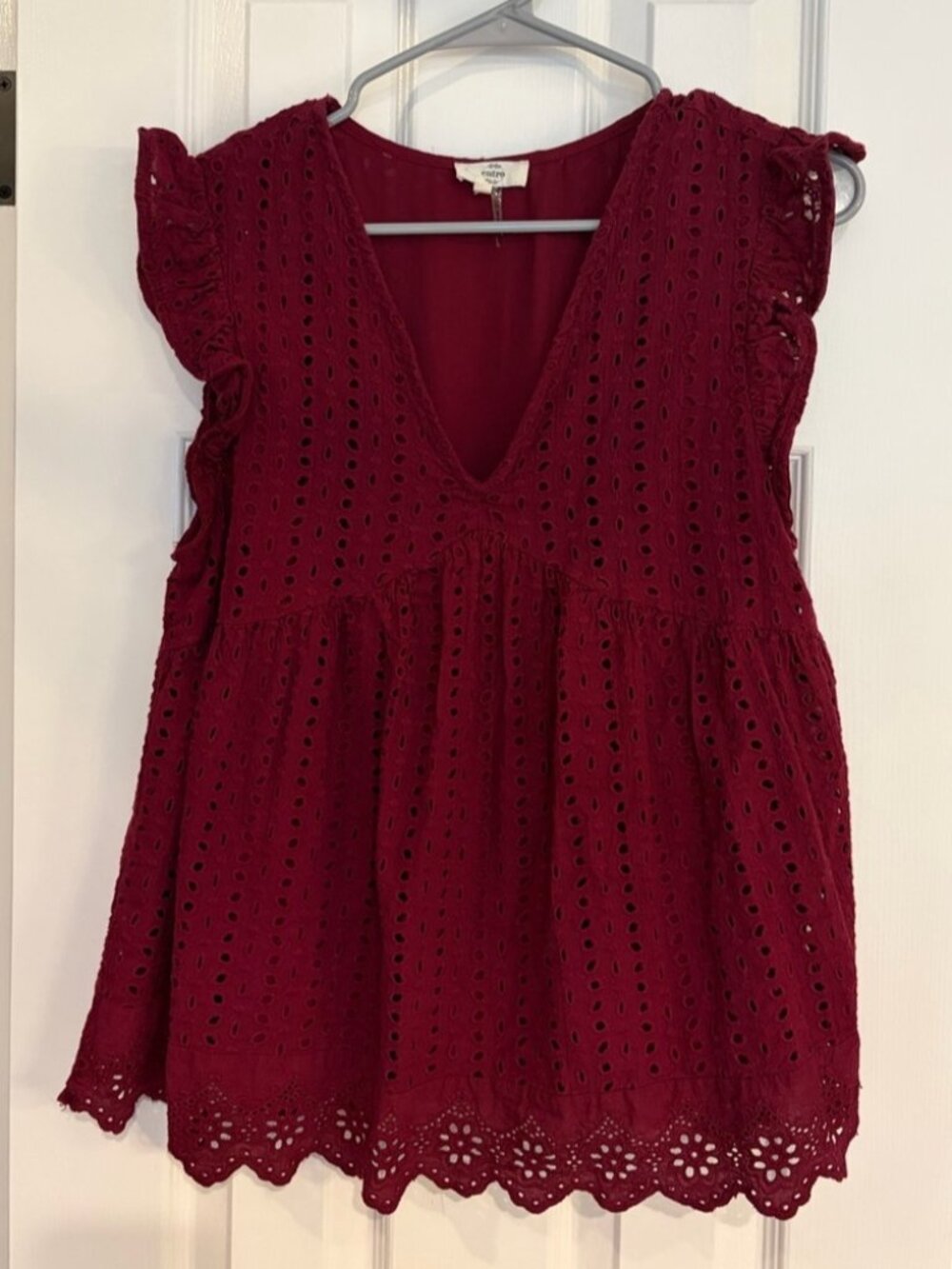 Burgundy Eyelet Flutter Sleeve Top Large V Neck Boutique Blouse